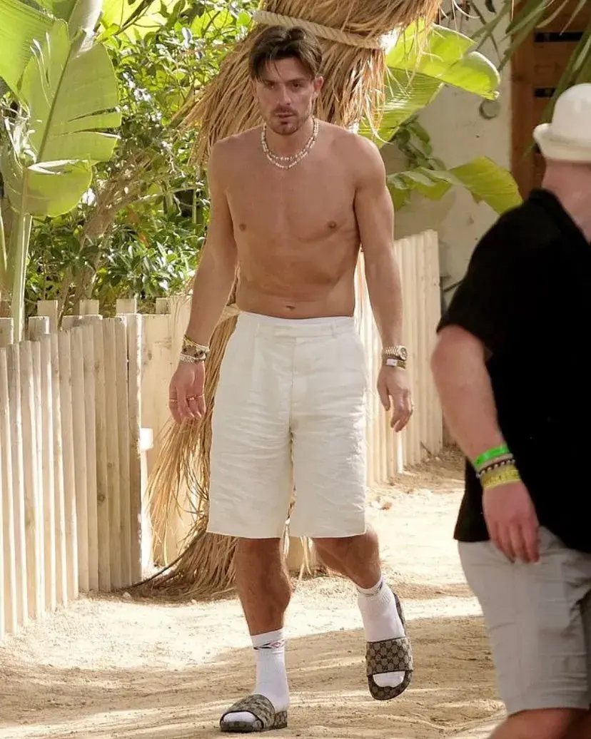 也落选了英, 离开的球员