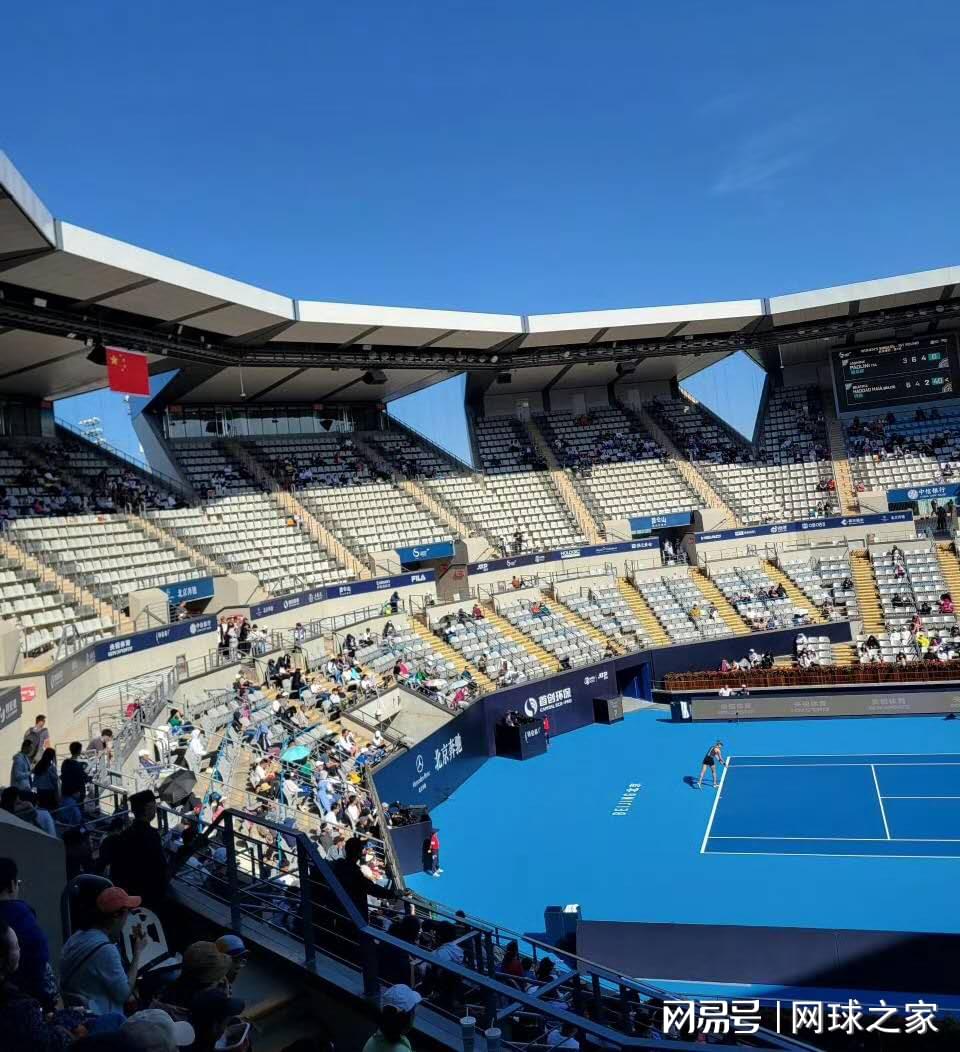 钻石球场的 钻石球场的